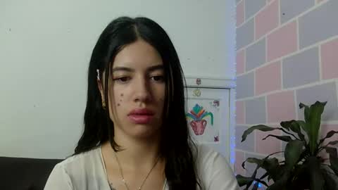 J  online show from May 31, 4:17 pm