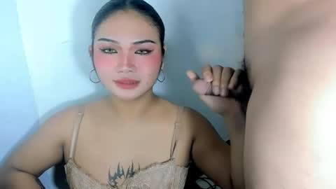 airy_and_dave online show from July 30, 12:44 am