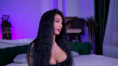 Maddy online show from November 21, 9:02 pm