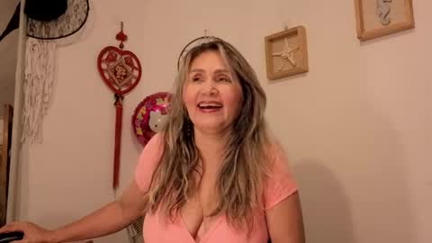 Aisha online show from May 12, 4:49 pm