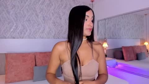 Aisha online show from March 5, 3:18 pm