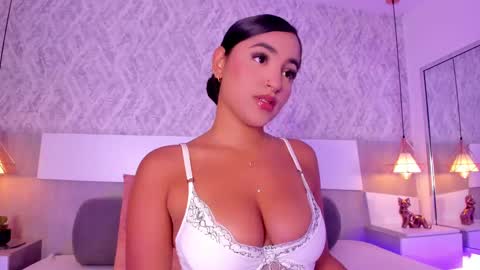 Aisha online show from September 20, 10:13 pm