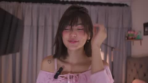 Aitana Jhons online show from June 27, 10:10 am