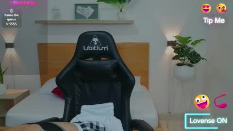 Aixa Burgos online show from February 19, 11:49 am