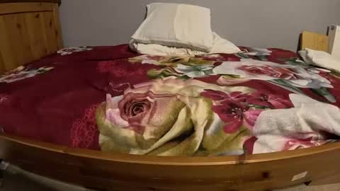 ajumarshal001648180 online show from October 13, 9:00 am