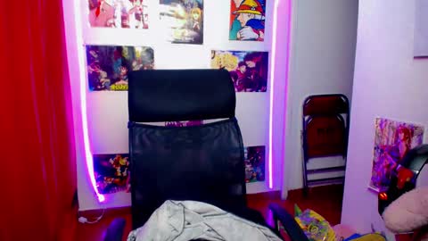 Akai Kraz  online show from February 12, 1:27 pm