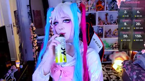 Aki online show from March 28, 10:44 pm