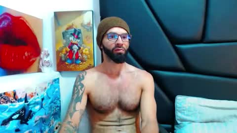 akiles online show from February 26, 11:19 pm