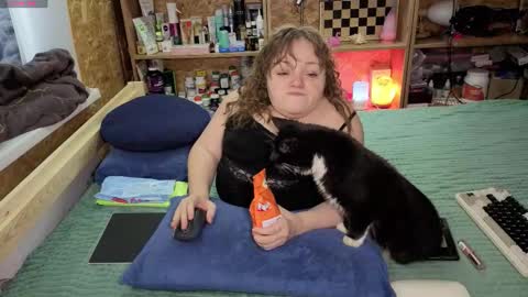 Natalie online show from December 14, 4:19 am