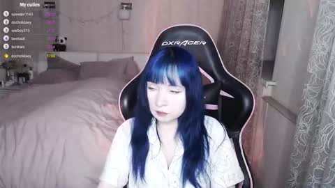 akirahartyx online show from March 3, 4:36 pm