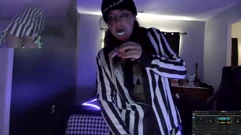 Snapshot of al0stjane333 chatting on September 9, 5:02 pm aL0stjane online show from September 9, 5:02 pm