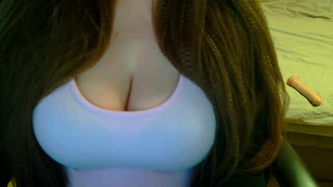 Alisha online show from April 16, 5:13 pm