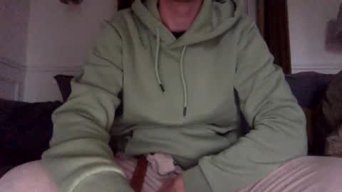 alacool123 online show from December 31, 1:52 pm