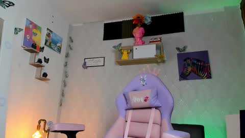 Alaia online show from November 30, 10:17 pm