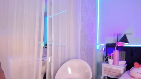 Alaia online show from March 9, 7:51 pm