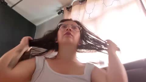 AlaiaSam online show from March 15, 7:06 pm