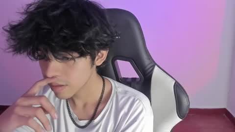 alan18n online show from January 20, 12:25 am