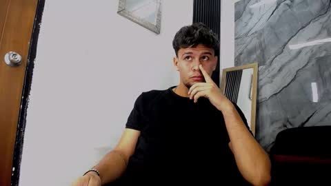 alan__smith online show from January 5, 7:39 pm