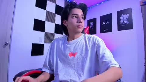 Alan Boy online show from March 2, 11:28 am