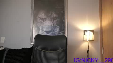 alan_morrys online show from June 26, 12:05 am