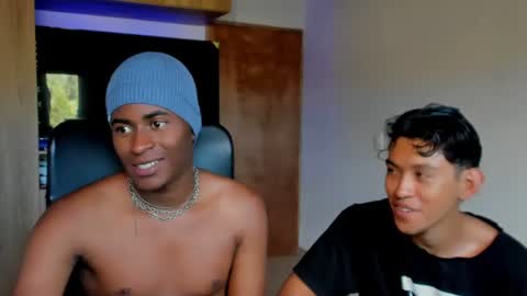Alan and Criss - WE JUST FRIENDS WITH BENEFITS BOTH VERS online show from July 6, 9:17 pm
