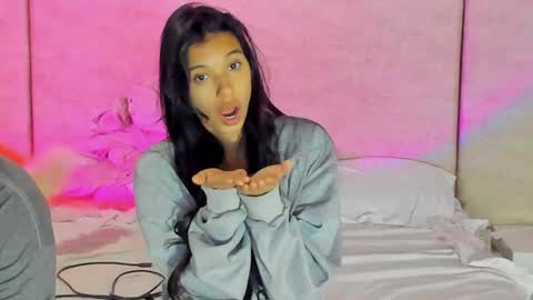             online show from December 14, 9:29 am