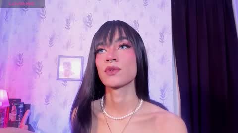 alana madison online show from October 29, 5:09 am