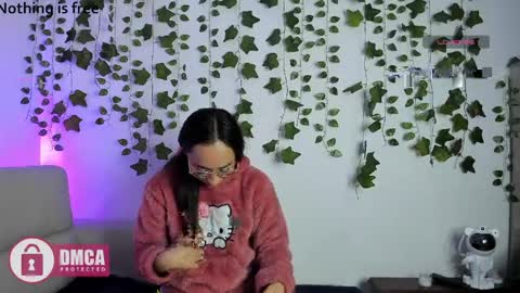 alana_pherson online show from April 18, 1:40 am