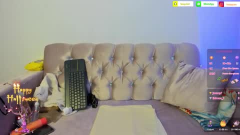 alana_vega69 online show from October 7, 1:51 pm