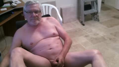 Alanlee10allen online show from June 19, 5:41 pm