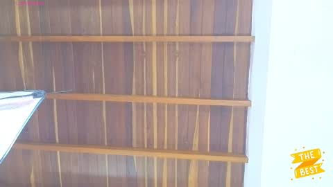 alanna_jones23_aws online show from February 26, 5:49 pm