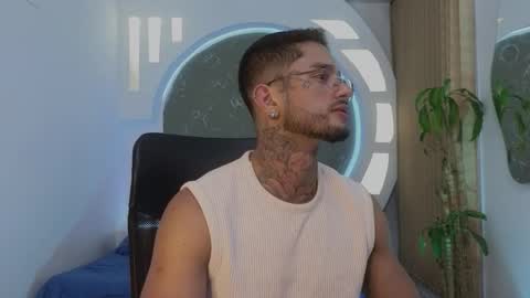 alan online show from March 28, 1:23 pm