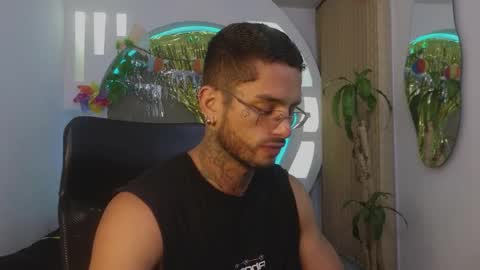 alan online show from April 6, 11:22 am