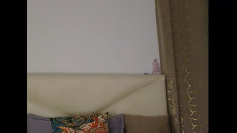 AllylicArabis online show from February 27, 7:28 pm