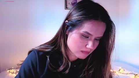 alba_toro535670 online show from March 3, 4:36 pm