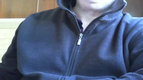 albert5616 online show from March 18, 8:31 am