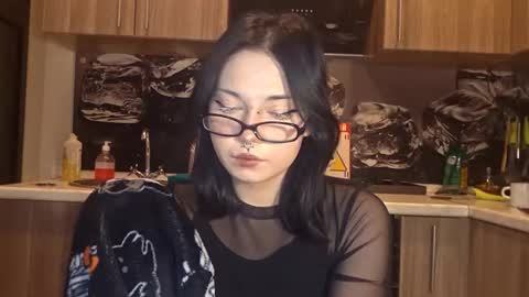 alberthamazierski online show from February 8, 6:00 pm