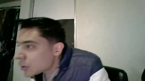 albertoarenas16 online show from June 10, 5:50 am