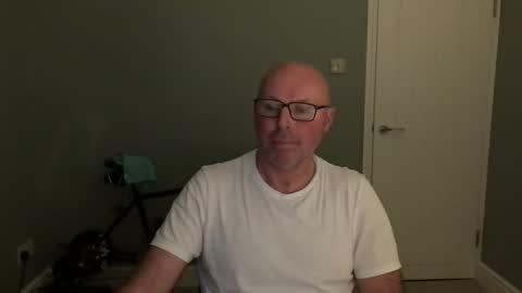 Snapshot of alc300170 chatting on October 20, 5:34 am alc300170 online show from October 20, 5:34 am