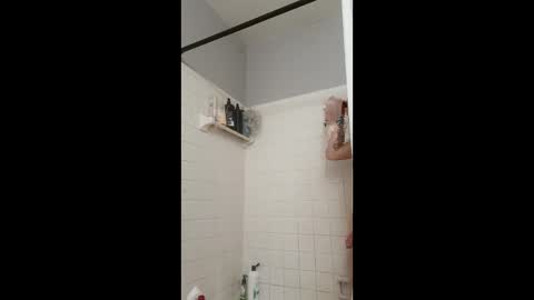 aldridgedavis5 online show from December 22, 12:50 am