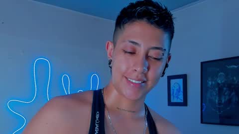 Snapshot of aleja1214 chatting on October 21, 11:30 pm Alejandra online show from October 21, 11:30 pm
