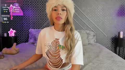 aleja_bloom online show from January 12, 11:39 am