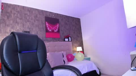   online show from July 13, 7:17 pm