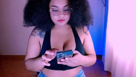 Alejandra  online show from February 17, 10:27 pm