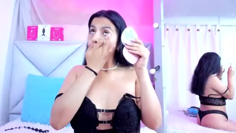 alejandra_lee19 online show from June 16, 2:26 am