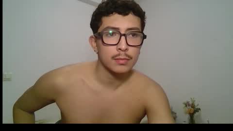 Alejandro online show from February 9, 9:39 pm