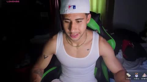 Snapshot of alejandrojf_00 chatting on September 17, 4:21 pm Daiki jack online show from September 17, 4:21 pm