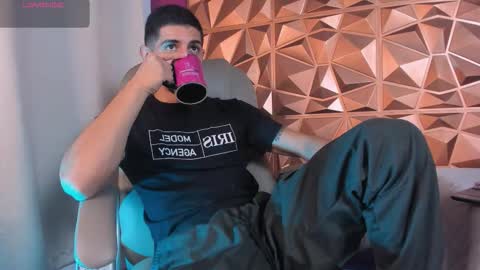 Alejo  online show from February 19, 9:03 pm