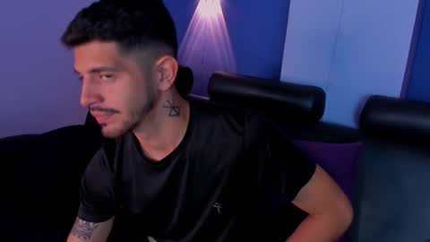 Alejo  online show from October 3, 9:23 pm