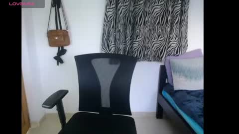 alejaxxxhot online show from July 21, 10:56 pm